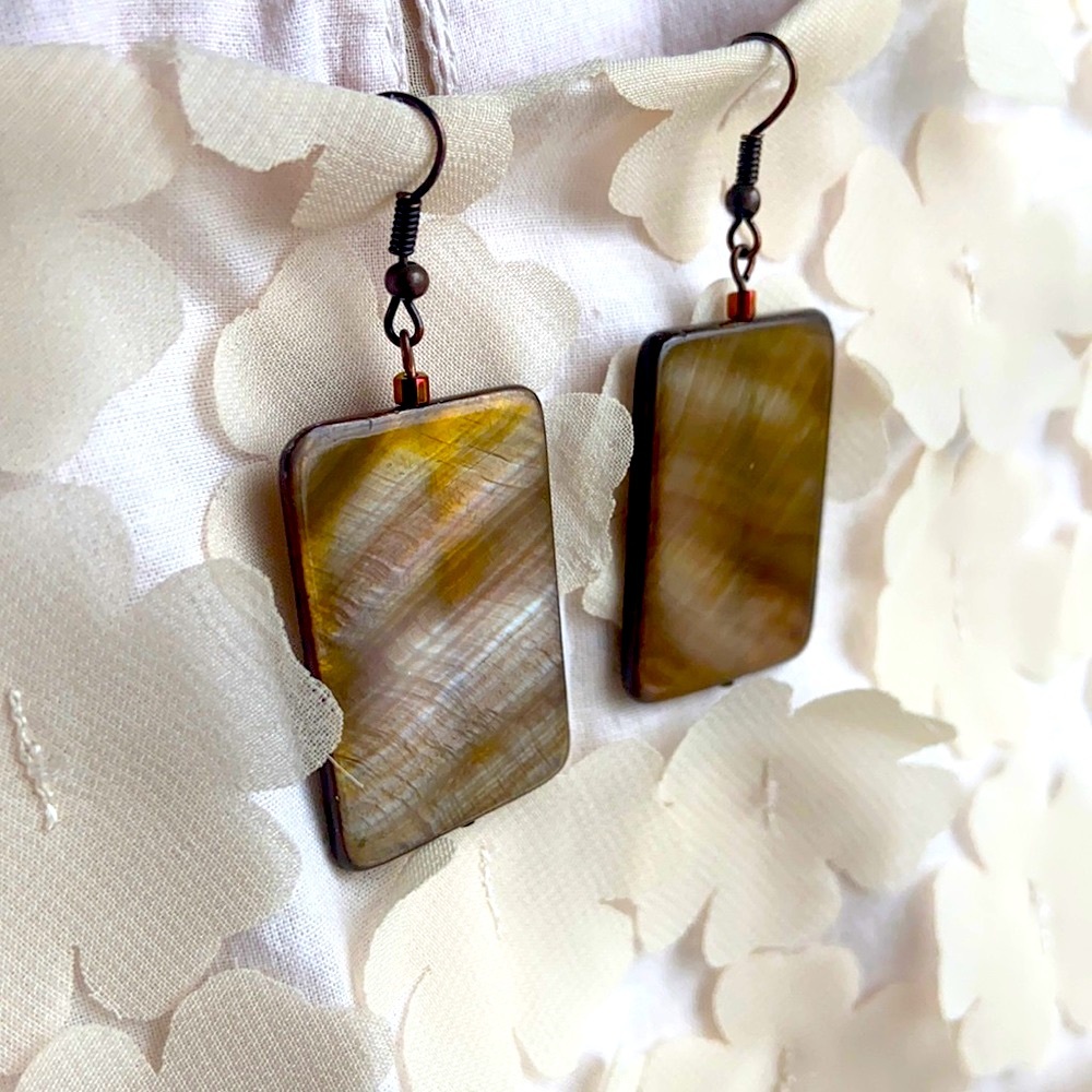 Antique Copper Amber Shell Rectangle Earrings - image 1